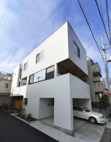 OZONE建て替えサポート事例 design:ARCHIPLACE photo：Shigeru Otsuki