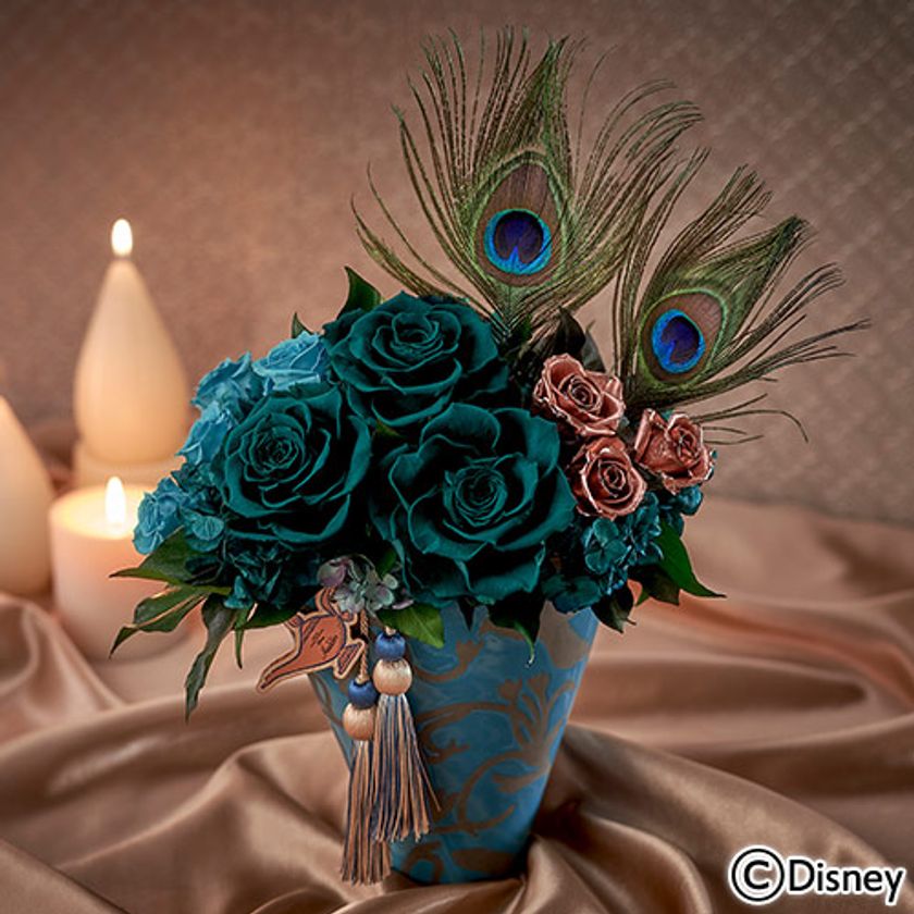 ディズニー最新作『アラジン』の公開を記念し、
ディズニーのフラワーギフトで
アラジンの世界観を表現した商品を展開
