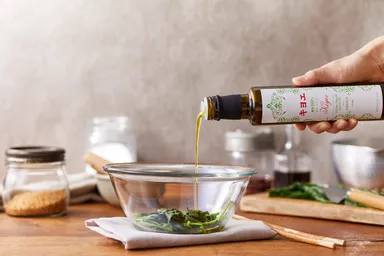 家庭料理にオリーブオイル