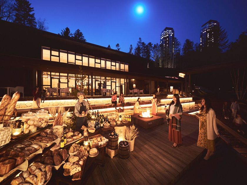 星野リゾート　トマム
「つき夜のパンまつり」にパンのコース料理が登場
パン、ワイン、ビールを味わい尽くす秋のイベント
期間：2019年9月1日〜10月31日