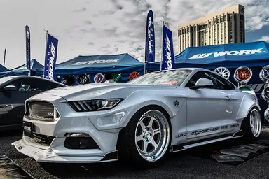 ダッジ・チャレンジャーRライン