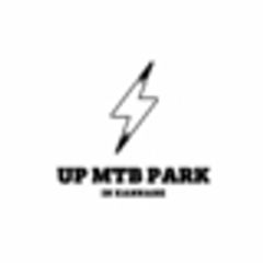 アドバンス株式会社のロゴ