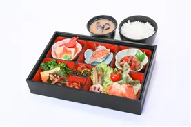 琵琶湖の幸が楽しめる「湖の御膳」