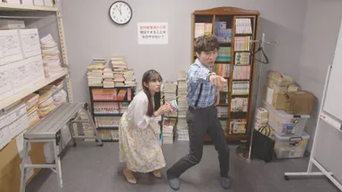 田部課長と、部下の千夏