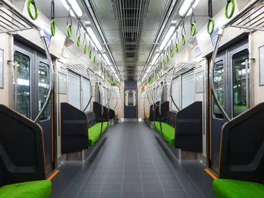 リニューアル後の6000系車両