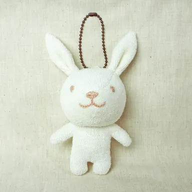 別売りのうさぎぬいぐるみチャーム　2,500円(税別)