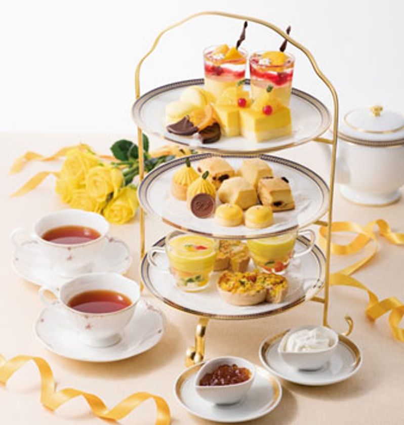 旬のマンゴーなど“Yellow（黄色）”が彩るスイーツが勢揃い
「イエロー アフタヌーンティーセット」販売
2019年7月1日（月）より　ティーラウンジ「ルネサンス」にて