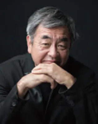 審査員長 隈 研吾