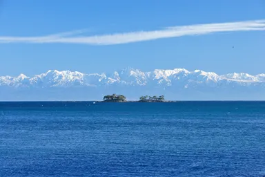 【氷見】海越しの立山連峰