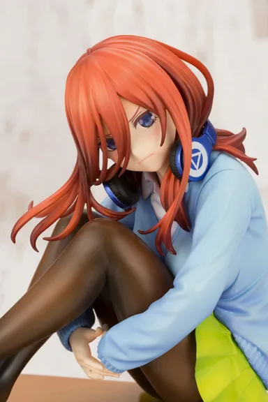 1／8スケールフィギュア 中野三玖12