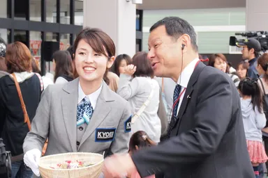 レセプション・コンシェルジュ