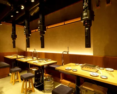 最大18名様まで可能なテーブル席