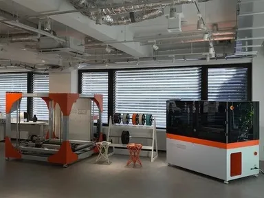 BigRepONE(左)とSTUDIO(右)