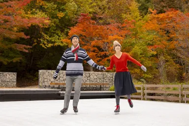 【星野エリア】ケラ池スケートリンク秋（モミジの紅葉スケート2）