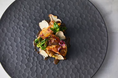 鶉のコンフィと筍のエチュベ フォアグラ添え