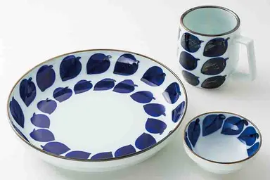 【波佐見焼】マグカップ 1,620円、ミニボール 648円、プレート 1,944円