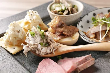 アラカルト本日の冷製ビーフと前菜の5種盛合せ