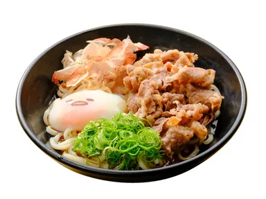 コラボ(1) 温玉入れときゃ間違いないっしょ　ぐで牛たまぶっかけうどん　1,080円＋税