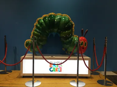 はらぺこあおむし