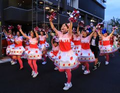 総踊り2