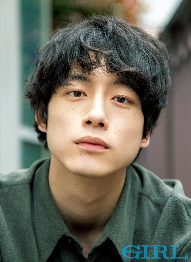 坂口健太郎「誕生日デートはいつもの居酒屋で、
2人だけで祝ってほしいかな♪」
『andGIRL 8月号』2019年7月12日（金）発売！