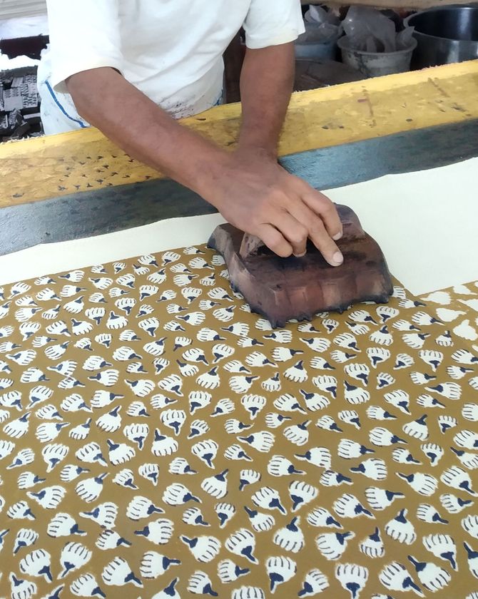 ピープルツリーが2019年秋冬コレクションを7月23日に発売!
~4つの木版で柄を表現した「ブロックプリントフラワー柄」シリーズ~