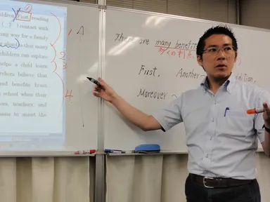 医系専門講師が熱血指導