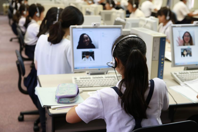 佐賀県上峰町、オンライン英会話を小学校5・6年生の授業で5年連続導入

