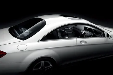 『CL Sound Suite』を装着したメルセデス・ベンツ CL 550 BlueEFFICIENCY(AMGスポーツパッケージ装着車)