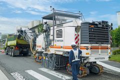 GNSSを用いた3D-MC路面切削システム『RD-MC』を発売　舗装修繕工にICT技術を活用し、大幅な省人化・工期短縮を実現！