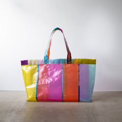 LYL、カラフルで軽快なビッグトート「Ultralight tote bag 4268 XL」を販売！～持っていることすら忘れるほど軽量～