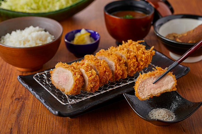 とんかつ新宿さぼてん 本店リニューアル本店限定 数量限定 スペイン産 純血デュロック豚超希少なヒレ肉のとんかつ御膳が新発売 株式会社グリーンハウスフーズのプレスリリース とんかつ新宿さぼてん 本店リニューアル本店限定 数量限定 スペイン産 純血デュロック豚超希少なヒレ肉のとんかつ御膳が新発売 株式会社グリーンハウスフーズのプレスリリース