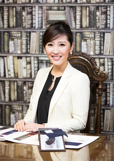 代表取締役　勝友美