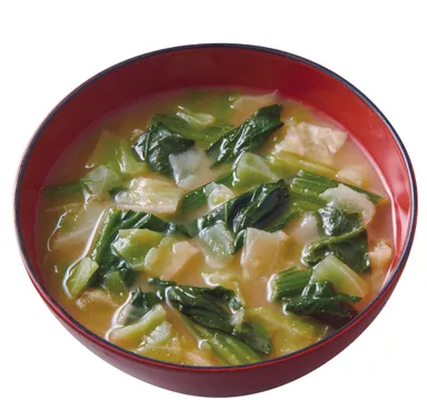 ほうれん草とキャベツのみそ汁