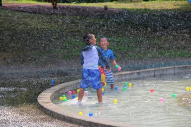 じゃぶじゃぶ池