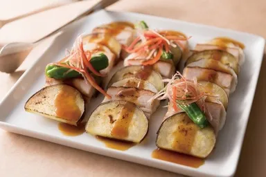 豚バラ肉とさつまいも、長芋の重ね焼き