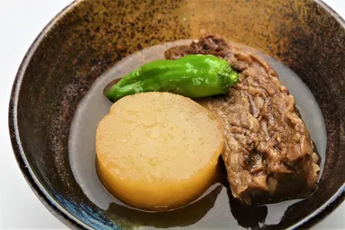 柔らか和牛すじ大根1,280円(税別)