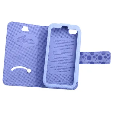 開いた状態(カードが収納可能)