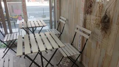 店内テーブル席