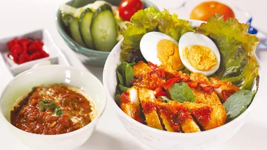 亀正「亀ちゃん赤イカフライ丼(1,200円)」二度うま前