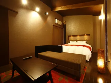 洋室の部屋 (鈴蘭) 2階