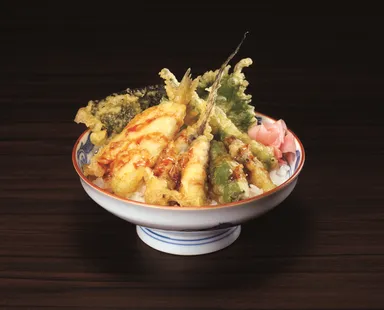＜梅ヶ枝荘＞秋暑の天丼