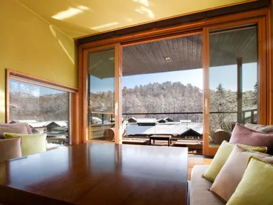 【星のや軽井沢】客室（水波）・冬景