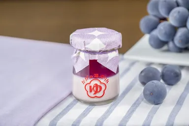 旬の加賀市産ぶどうを使用したぶどうぷりん