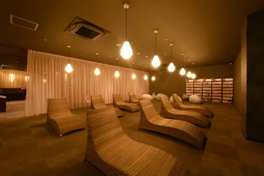 女性専用休憩室　びざん