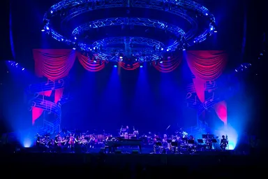 イメージ画像５＊TV＆MOVIE20周年記念「名探偵コナン・コンサート2016」 より  （C）青山剛昌／小学館・読売テレビ・TMS 1996   （C）1997-2019 青山剛昌／名探偵コナン製作委員会