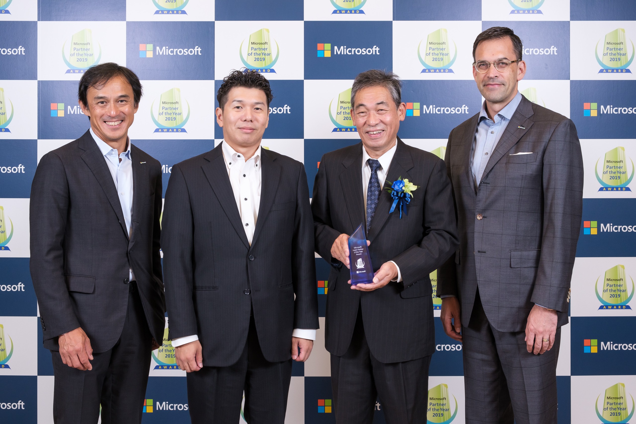 株式会社アイエスエイ マイクロソフト ジャパン パートナー オブ ザ イヤー 19 Learning アワードを受賞 Sankeibiz サンケイビズ 自分を磨く経済情報サイト 株式会社アイエスエイ マイクロソフト ジャパン パートナー オブ ザ イヤー 19 Learning アワードを受賞 Sankeibiz サンケイビズ 自分を磨く経済情報サイト