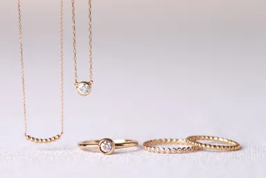 つるんとしたやさしいフォルム