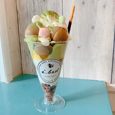 エイコーンティラミスグリーンパフェ