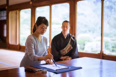 【星のや京都】清水寺・成就院で書き初め(ヨリ)